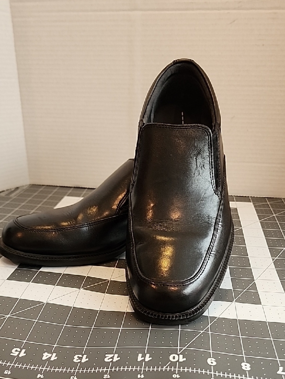 Rockport Black Leather Slip-On Loafers Size 8.5M
